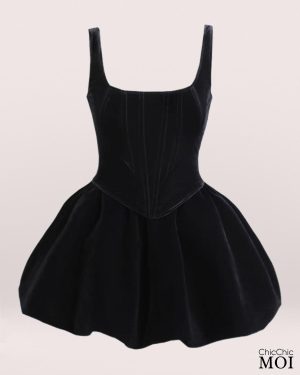 Liv Tyler Inspired Black Velvet Balloon Skirt & Top